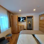 Walcher Hotel 3*